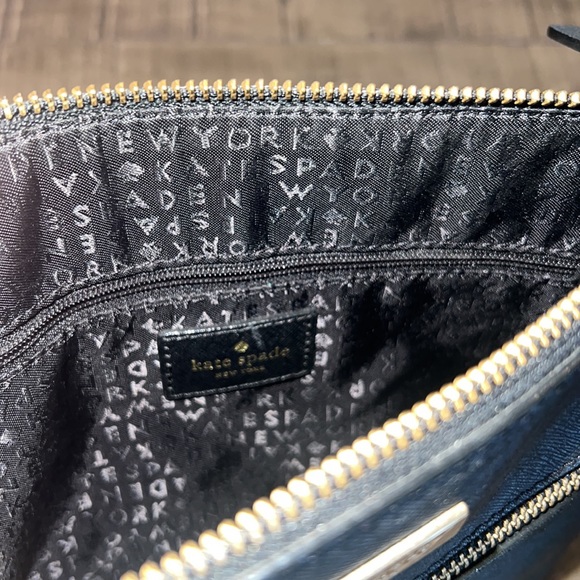 Kate Spade Crossbody! Excellent condition! - Picture 3 of 4